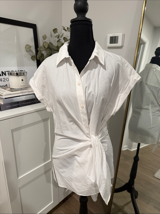 Zara Tops - Zara White Short-Sleeve Button-Down with Front Tie